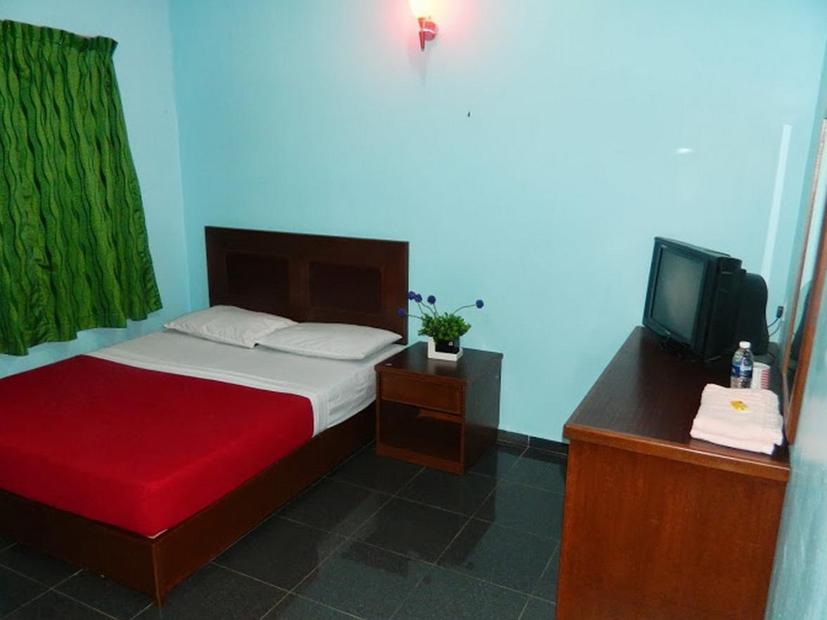 River Side Hotel Mersing Buitenkant foto