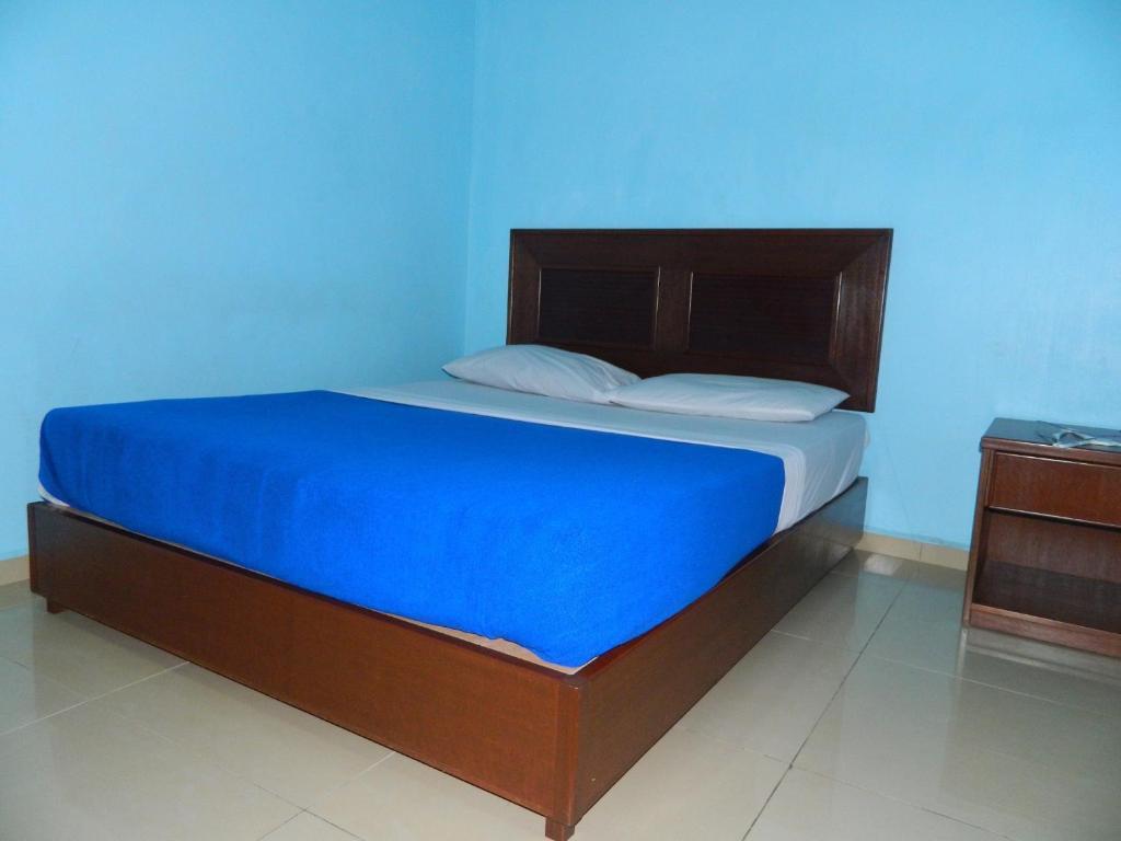 River Side Hotel Mersing Kamer foto