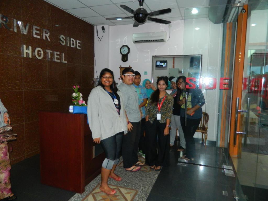 River Side Hotel Mersing Buitenkant foto
